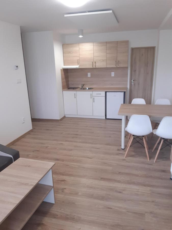 Hotel Felicia Kaluža Eksteriør billede