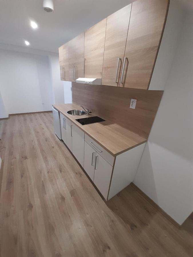 Hotel Felicia Kaluža Eksteriør billede