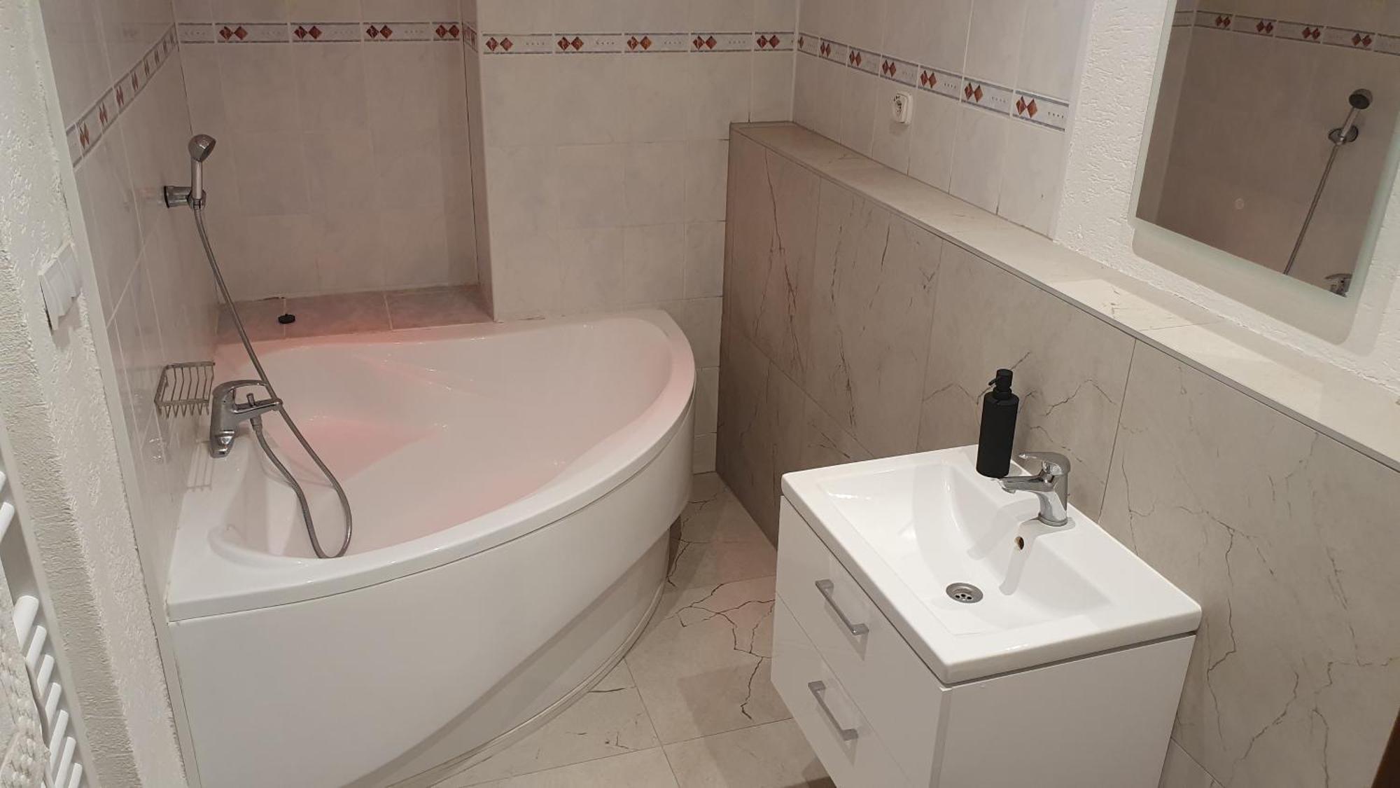 Hotel Felicia Kaluža Eksteriør billede