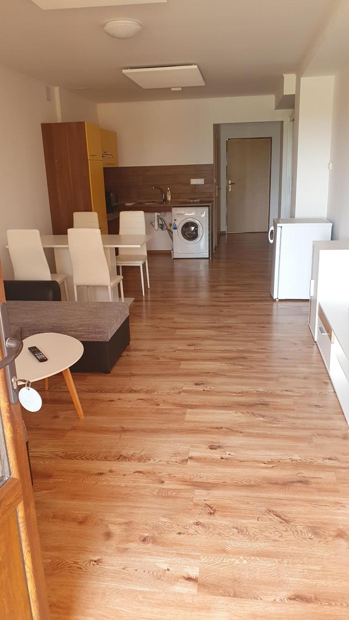 Hotel Felicia Kaluža Eksteriør billede